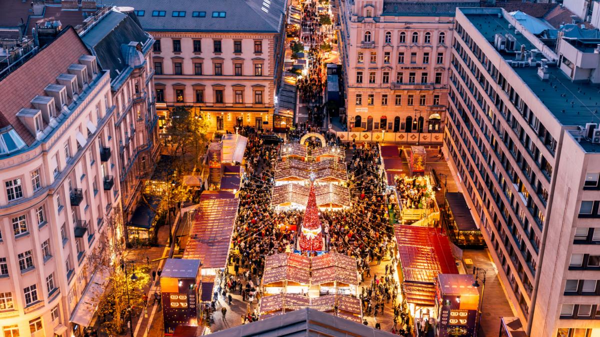 Targurile de Craciun 2025 din Romania – date, locatii si ce vei gasi acolo